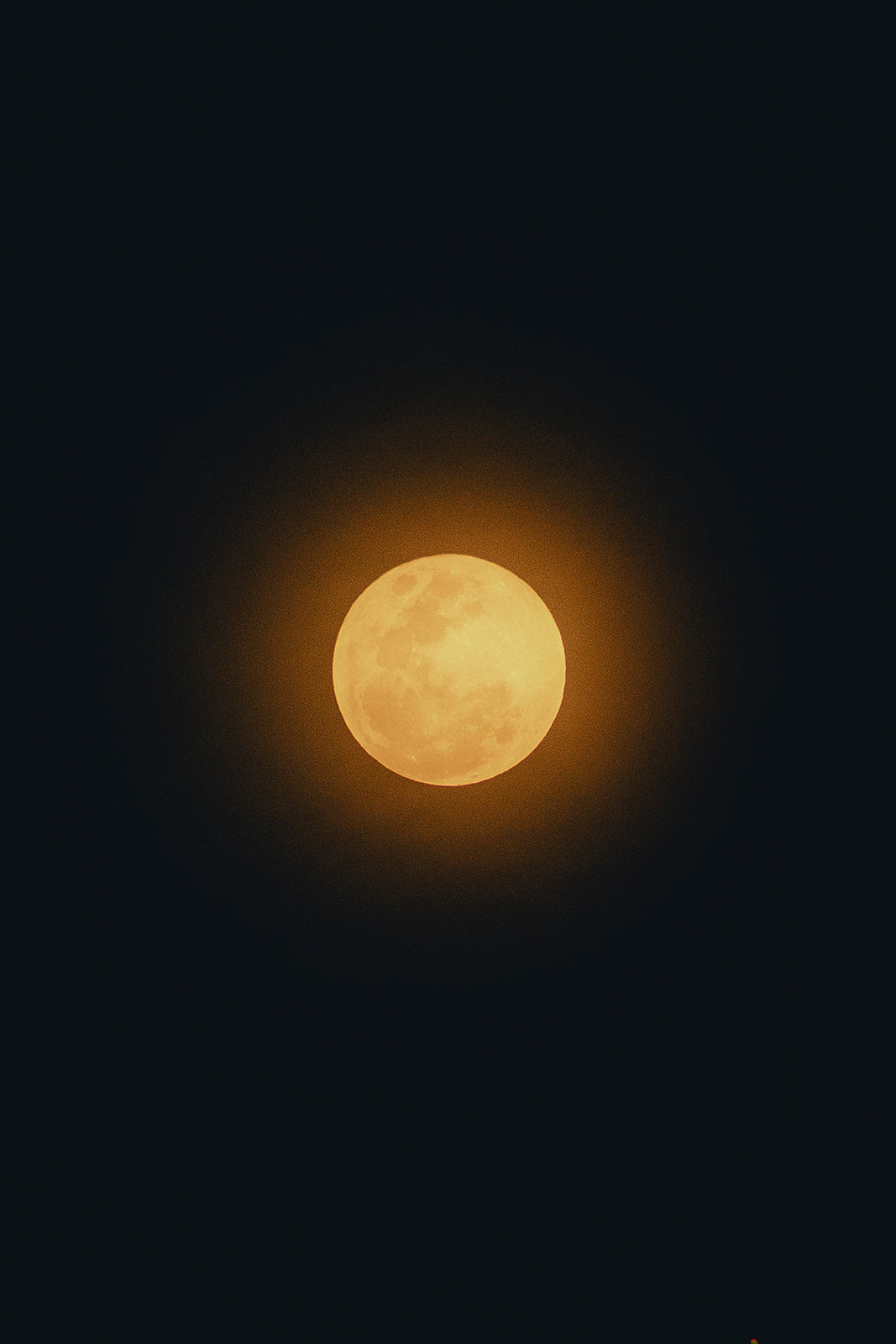October Full Moon 2025: Lunar Energy, Astrology, and Spiritual Symbolism