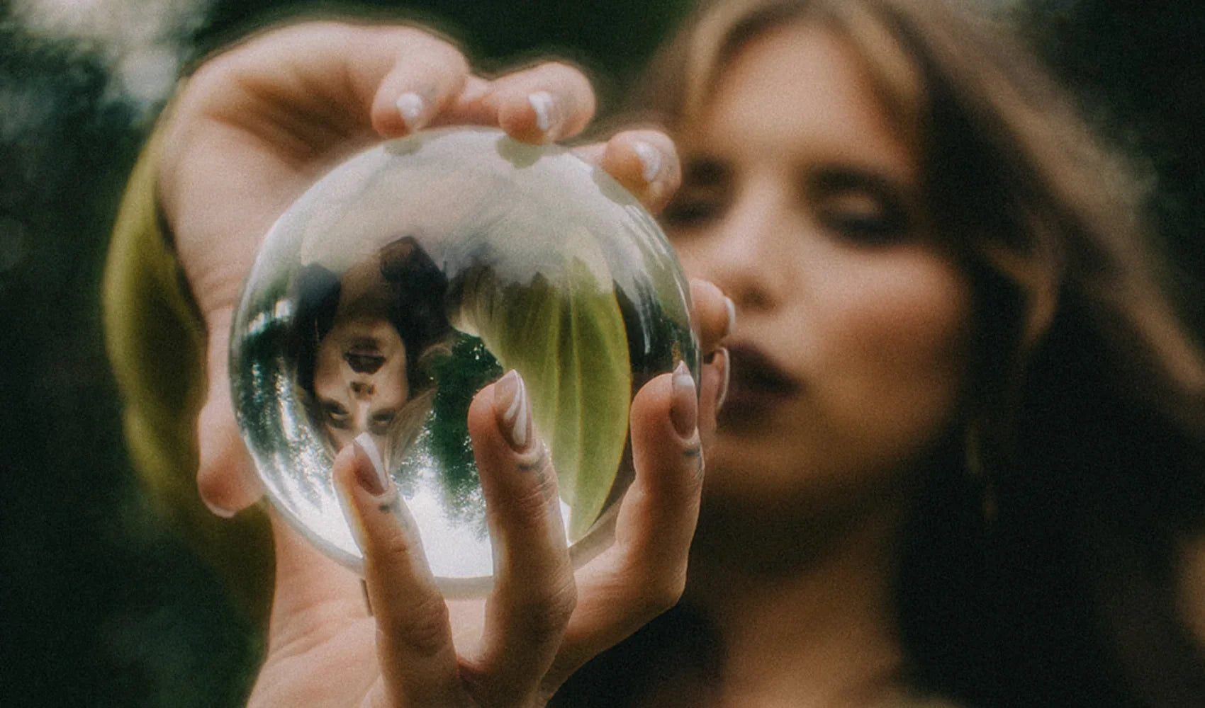 Product - NOIR KĀLA