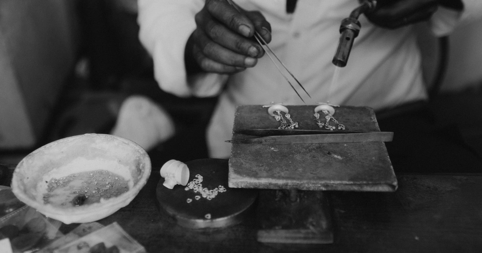 Product - NOIR KĀLA