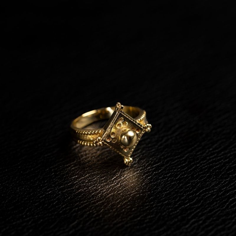 Product - NOIR KĀLA