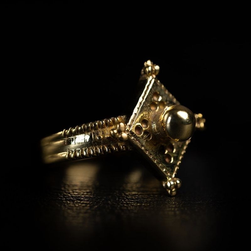 Product - NOIR KĀLA