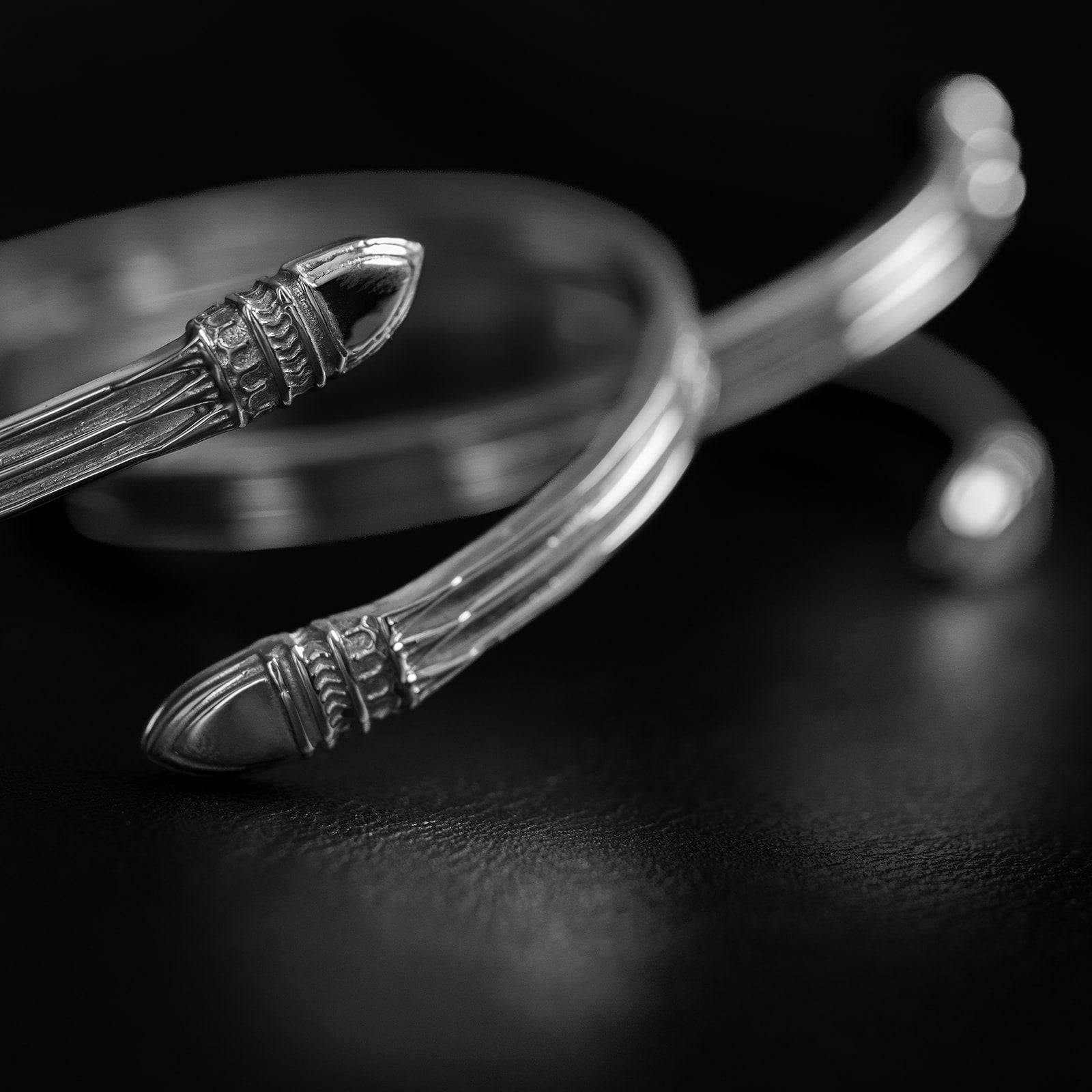 Ancient Armlet I | Bracelet - Laiton