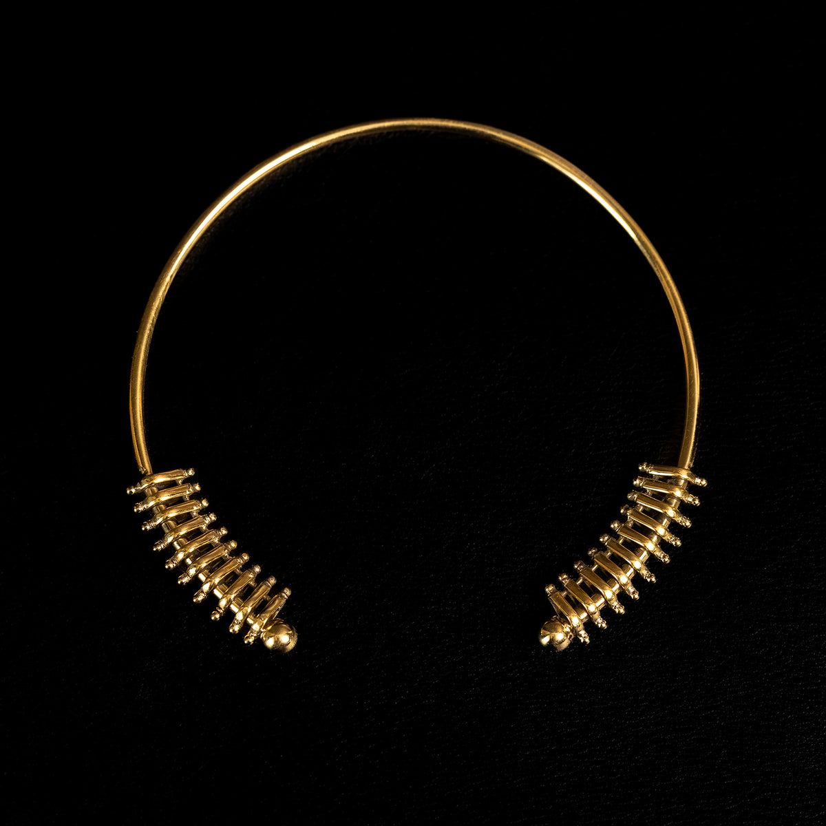 Spine Torque | Collier - Laiton