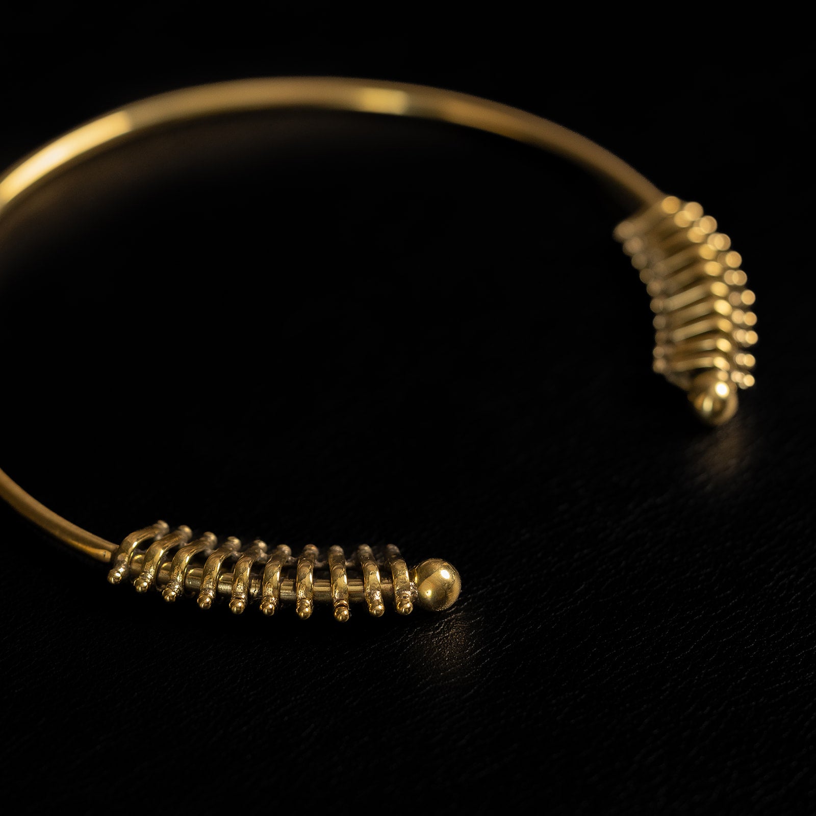 Spine Torque | Collier - Laiton