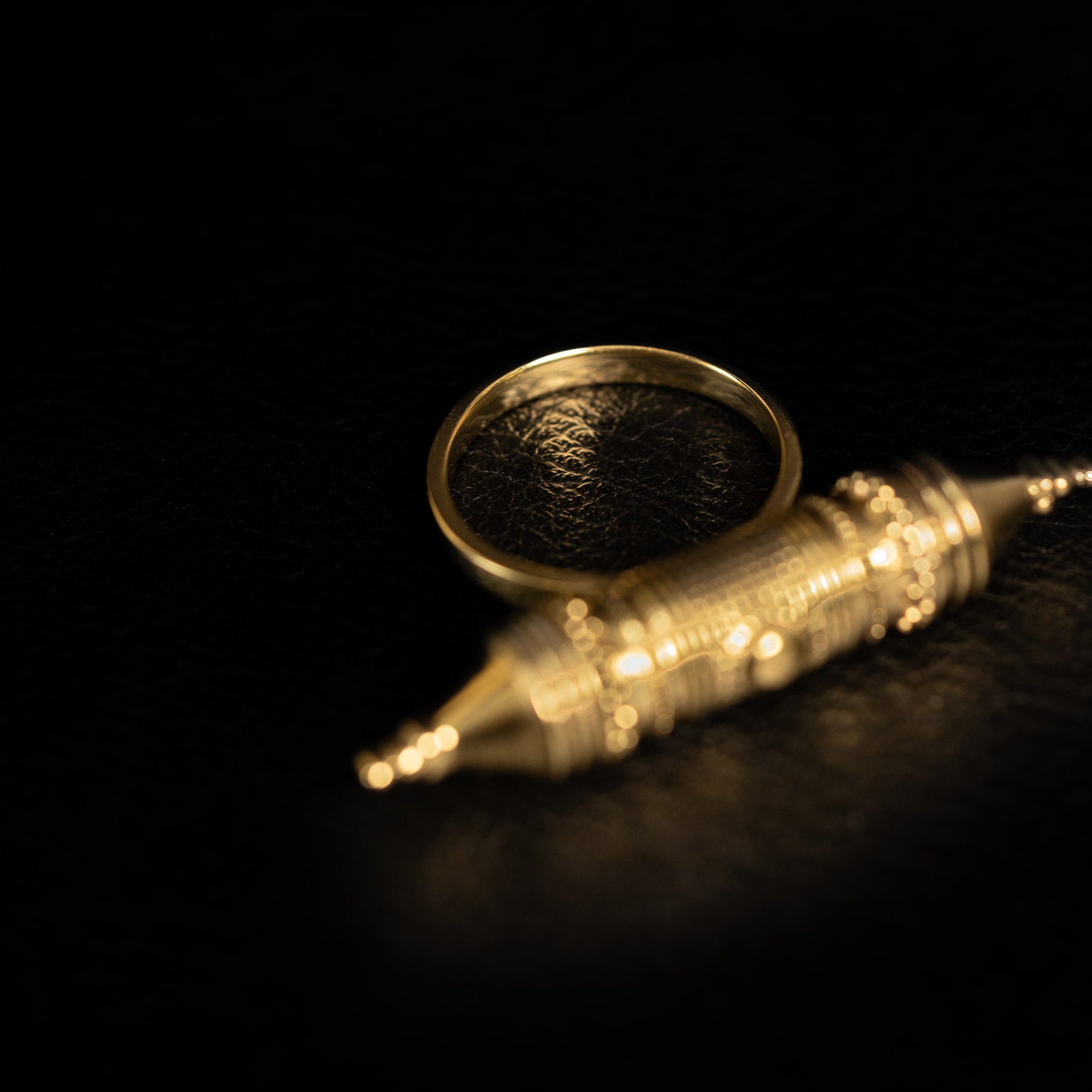 Vessel Amulet | Ring - Brass - NOIR KĀLA