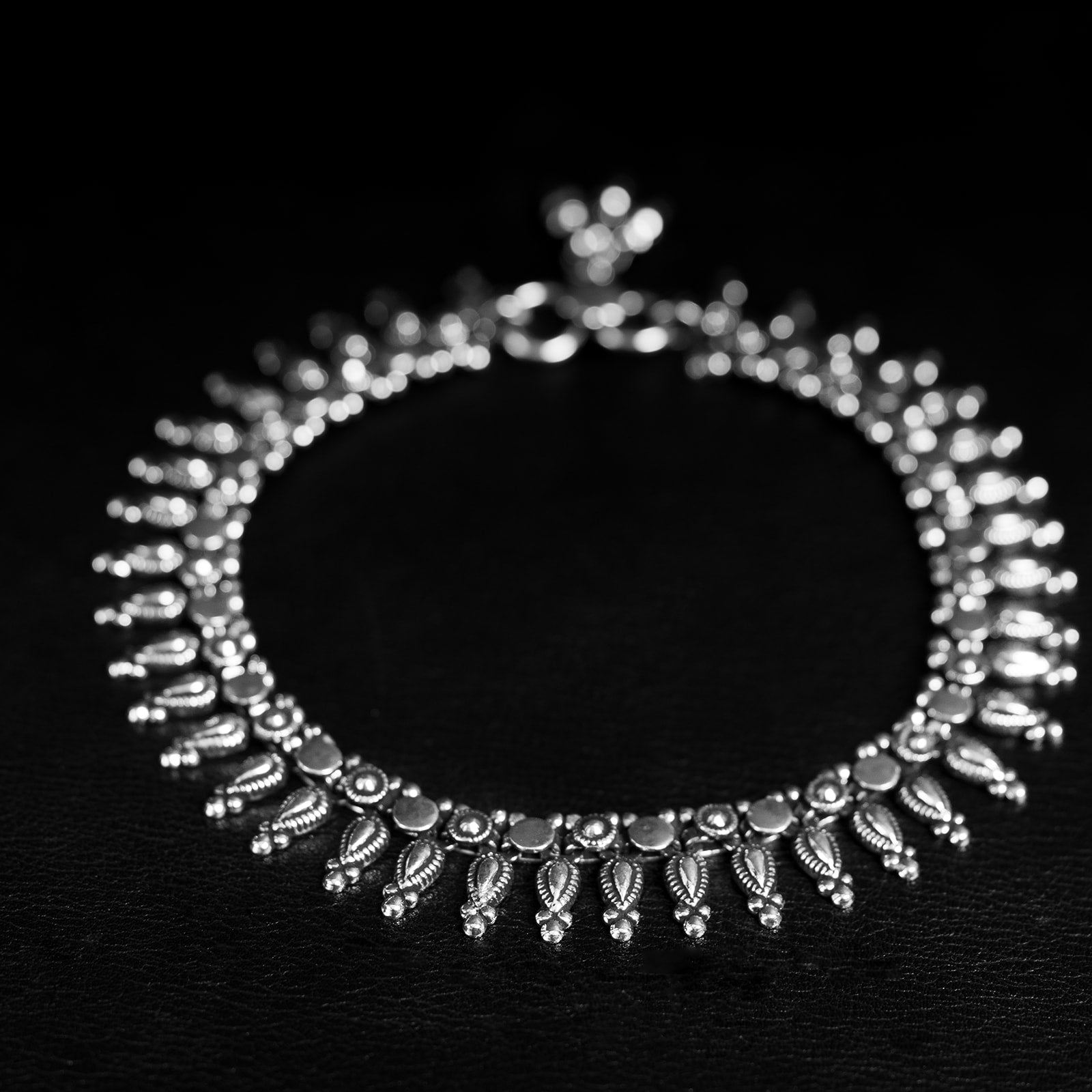 Product - NOIR KĀLA