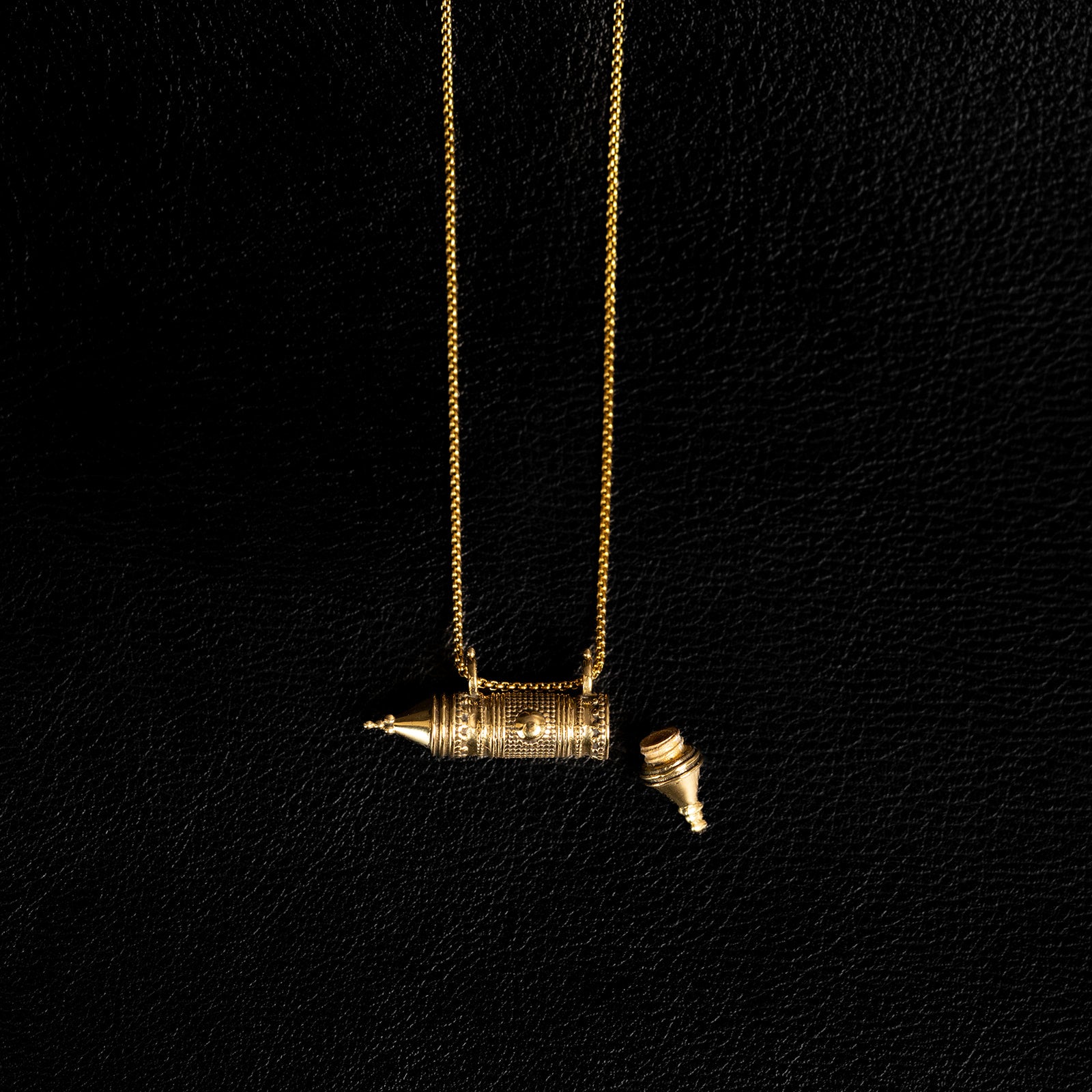 Product - NOIR KĀLA