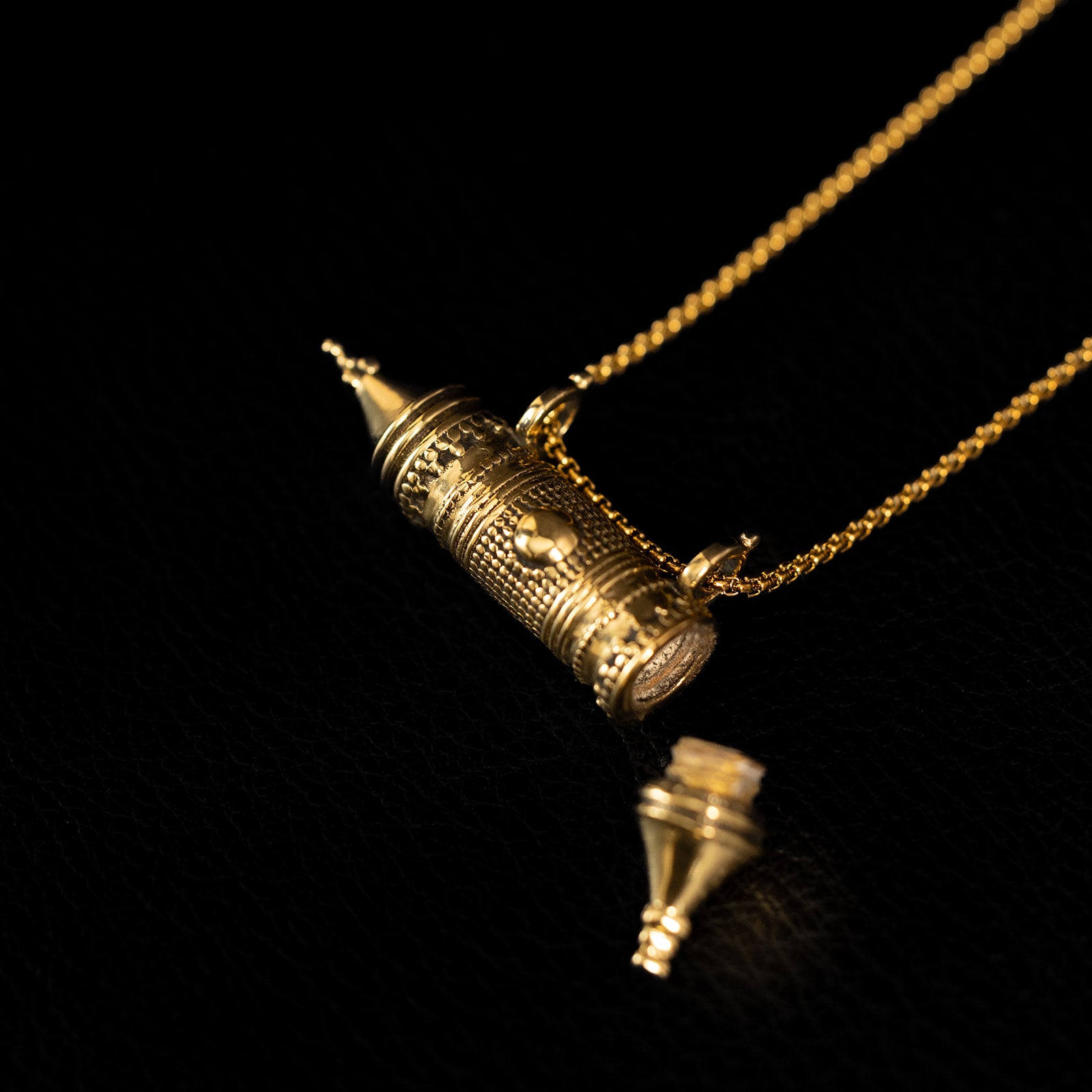 Product - NOIR KĀLA