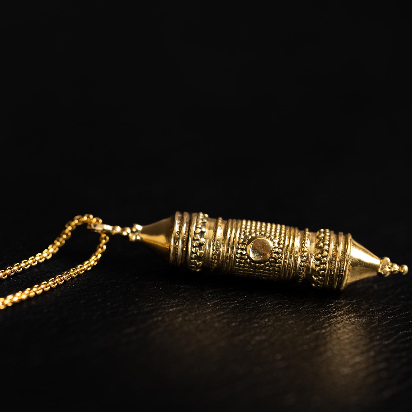 Product - NOIR KĀLA