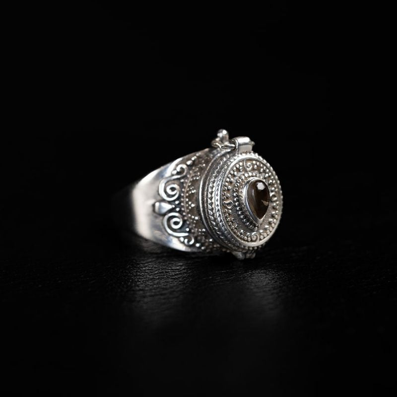 Product - NOIR KĀLA