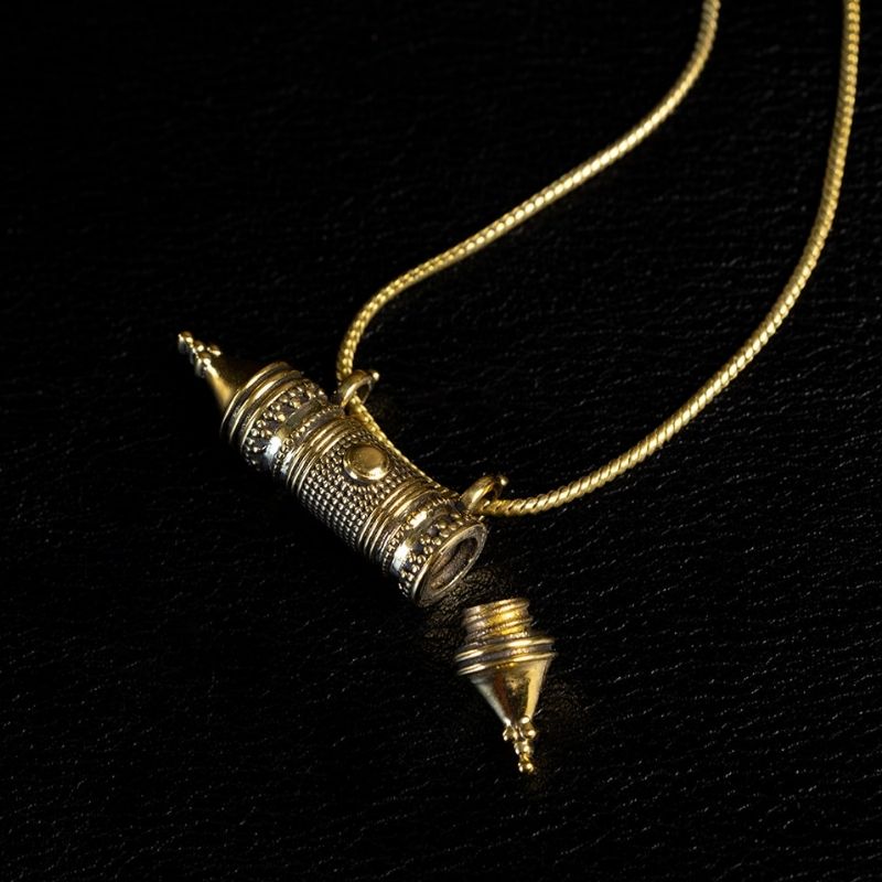 Product - NOIR KĀLA