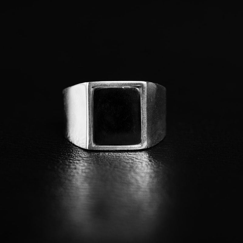 Product - NOIR KĀLA